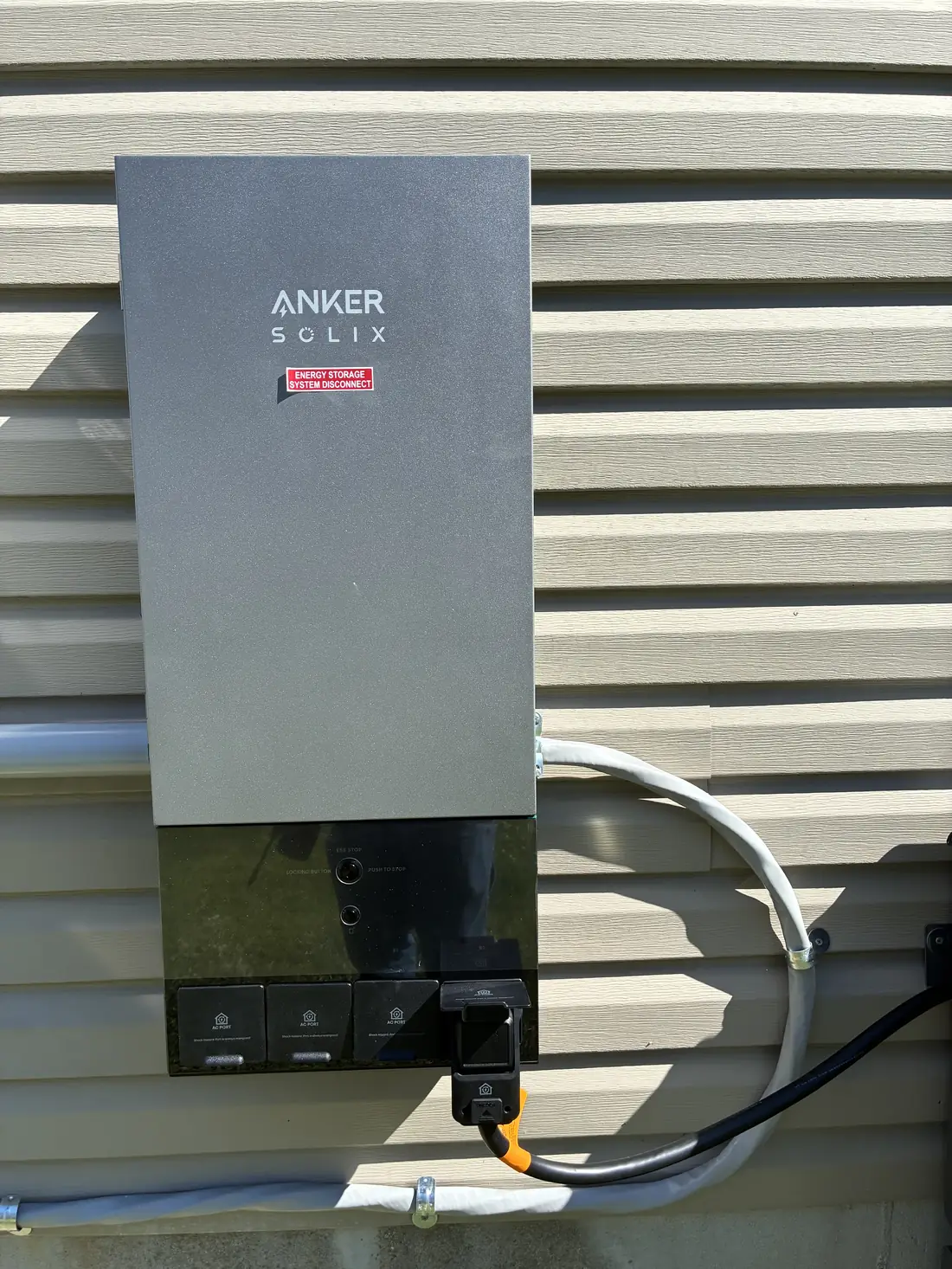 Anker SOLIX transfer switch interior, Florence KY