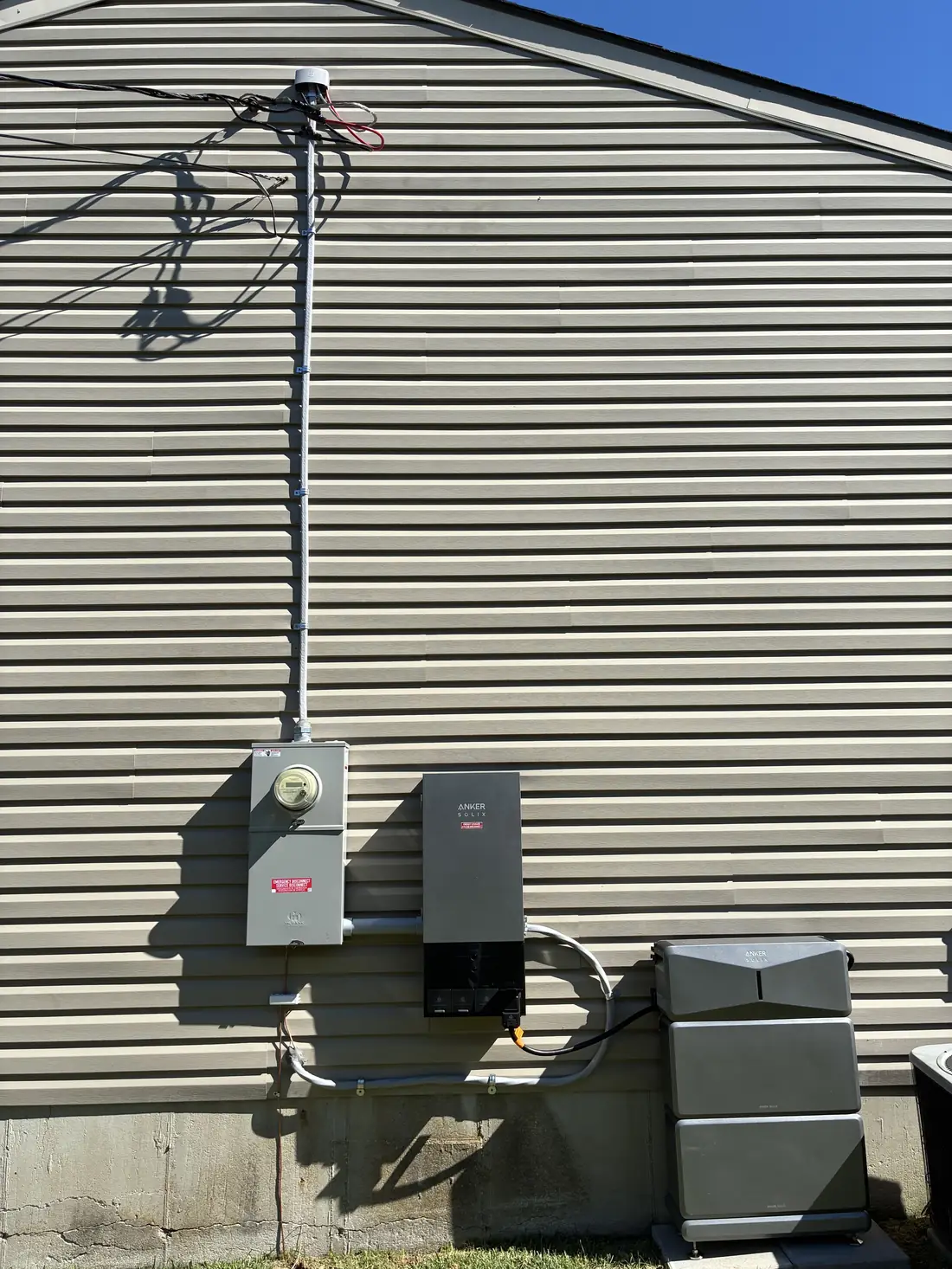 Complete Anker SOLIX system: meter, disconnect, and battery, Florence KY